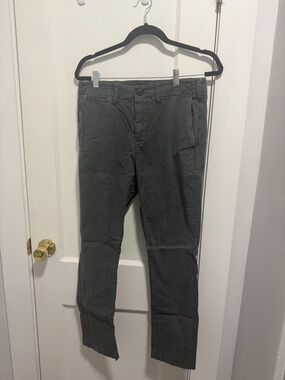American Eagle Khaki Pants (30 x 30)
